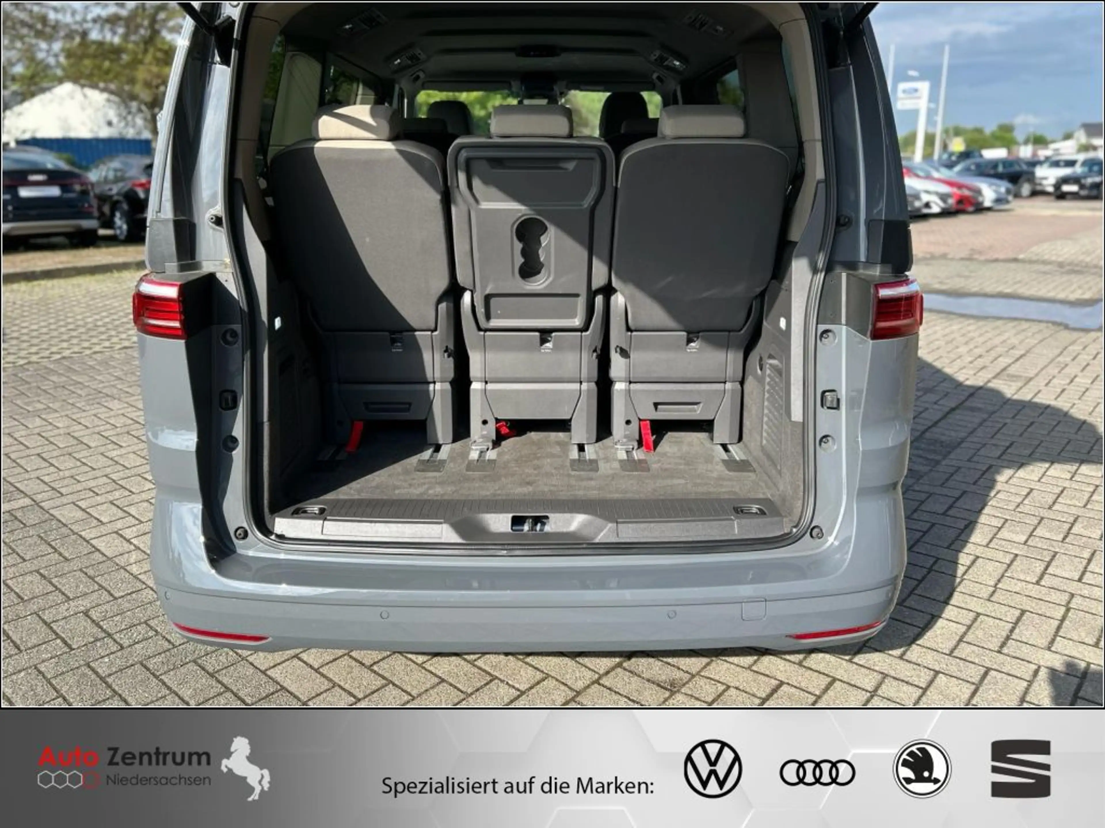 Volkswagen Transporter T7 Multivan 7-Sitzer AZN-Haus-FÖRDERNG* AHK Kamera — photo 9