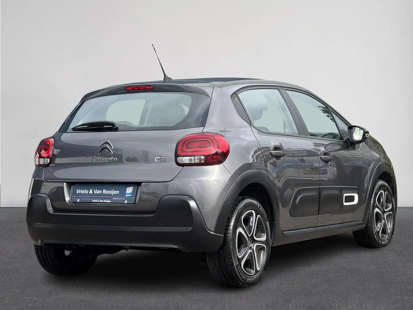 Citroen C3 1.2 PureTech Plus | Navi | Cruise | Clima | Carpla Grijs - 2