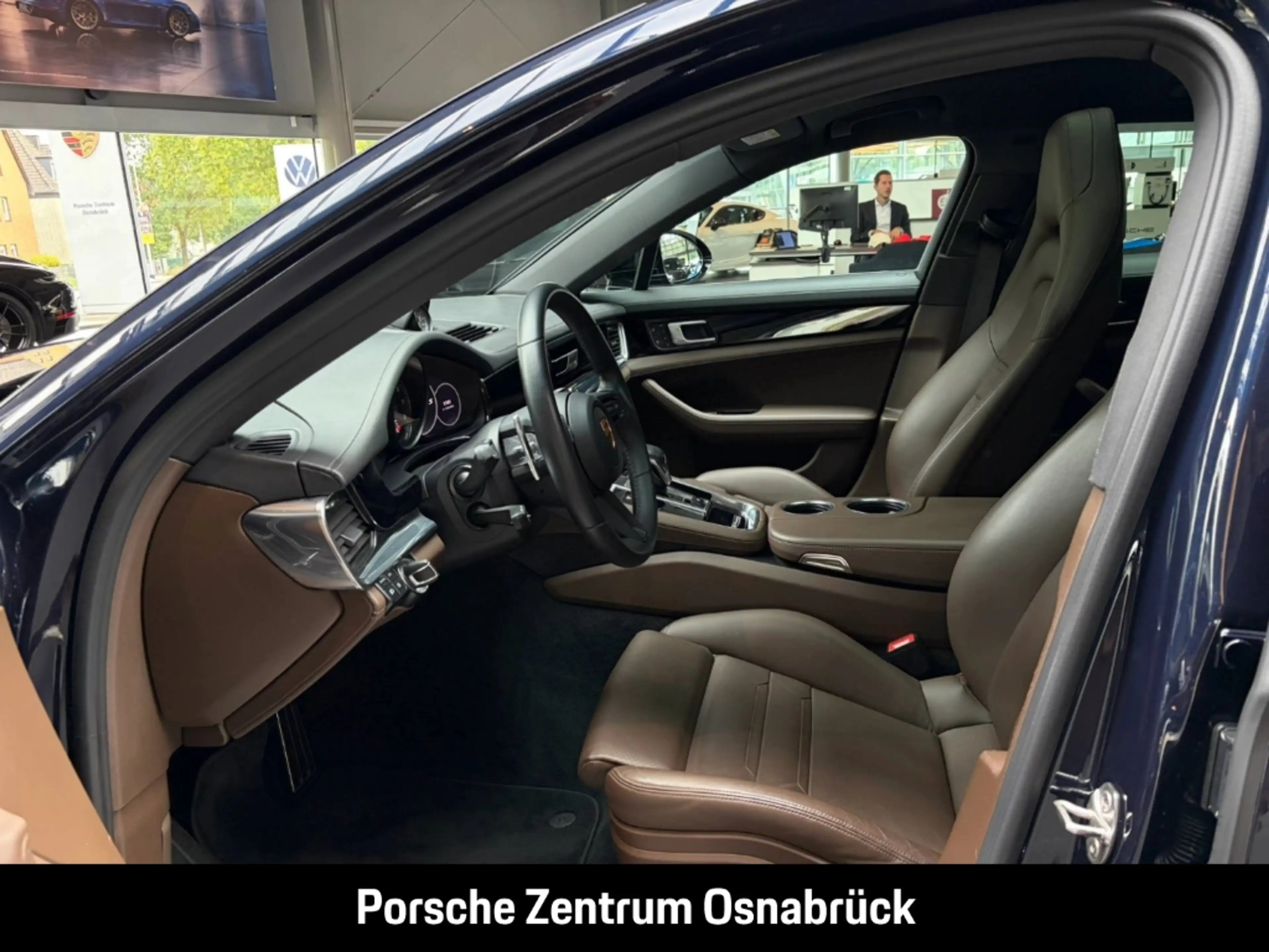 Porsche Panamera 4S E-Hybrid Sport Turismo — photo 15