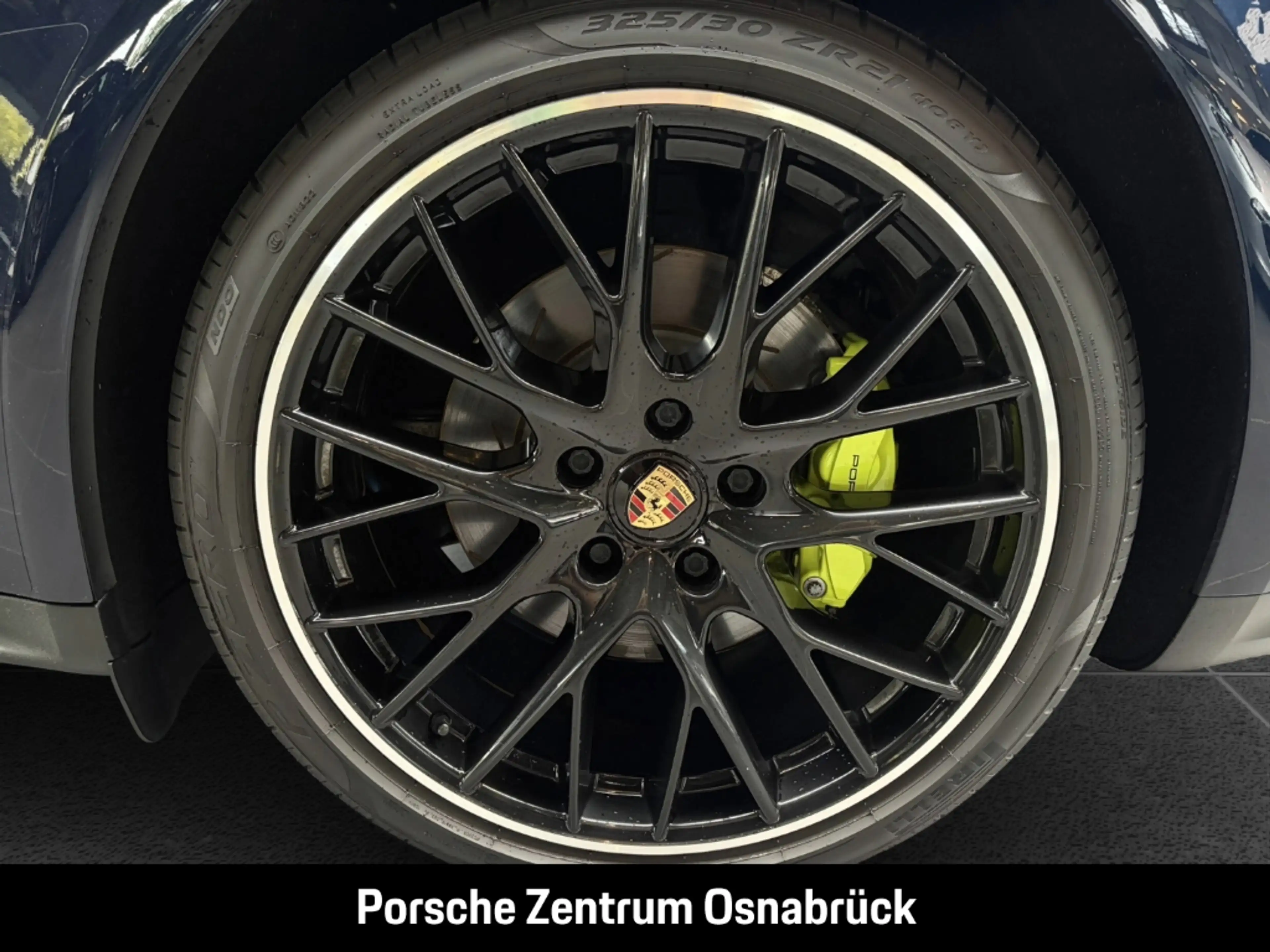 Porsche Panamera 4S E-Hybrid Sport Turismo — photo 10
