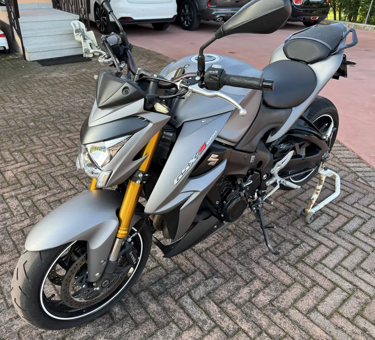 Suzuki GSX-S 1000 - 2