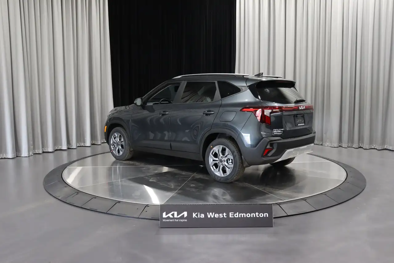 Kia Seltos снимка Kia Seltos