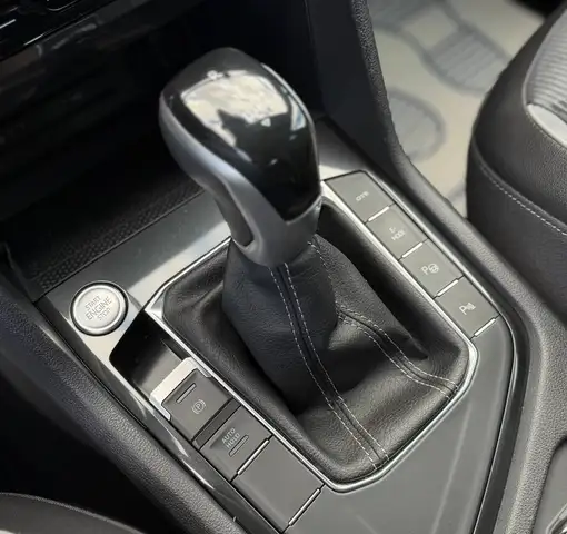 Volkswagen Tiguan view 9