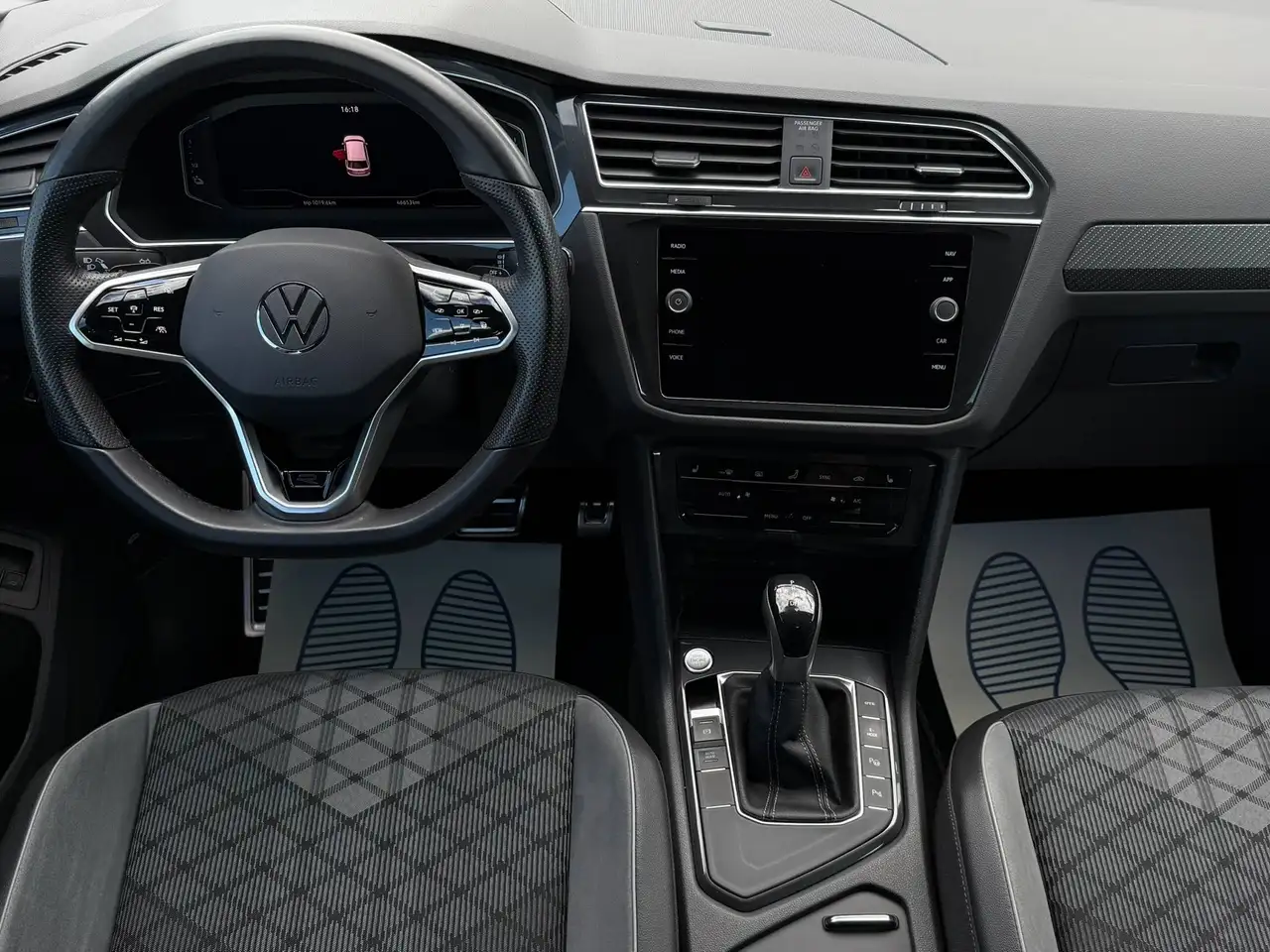 Volkswagen Tiguan 1.4 TSI eHybrid R line 2022 Pano Camera Garantie!, миниатюра 7