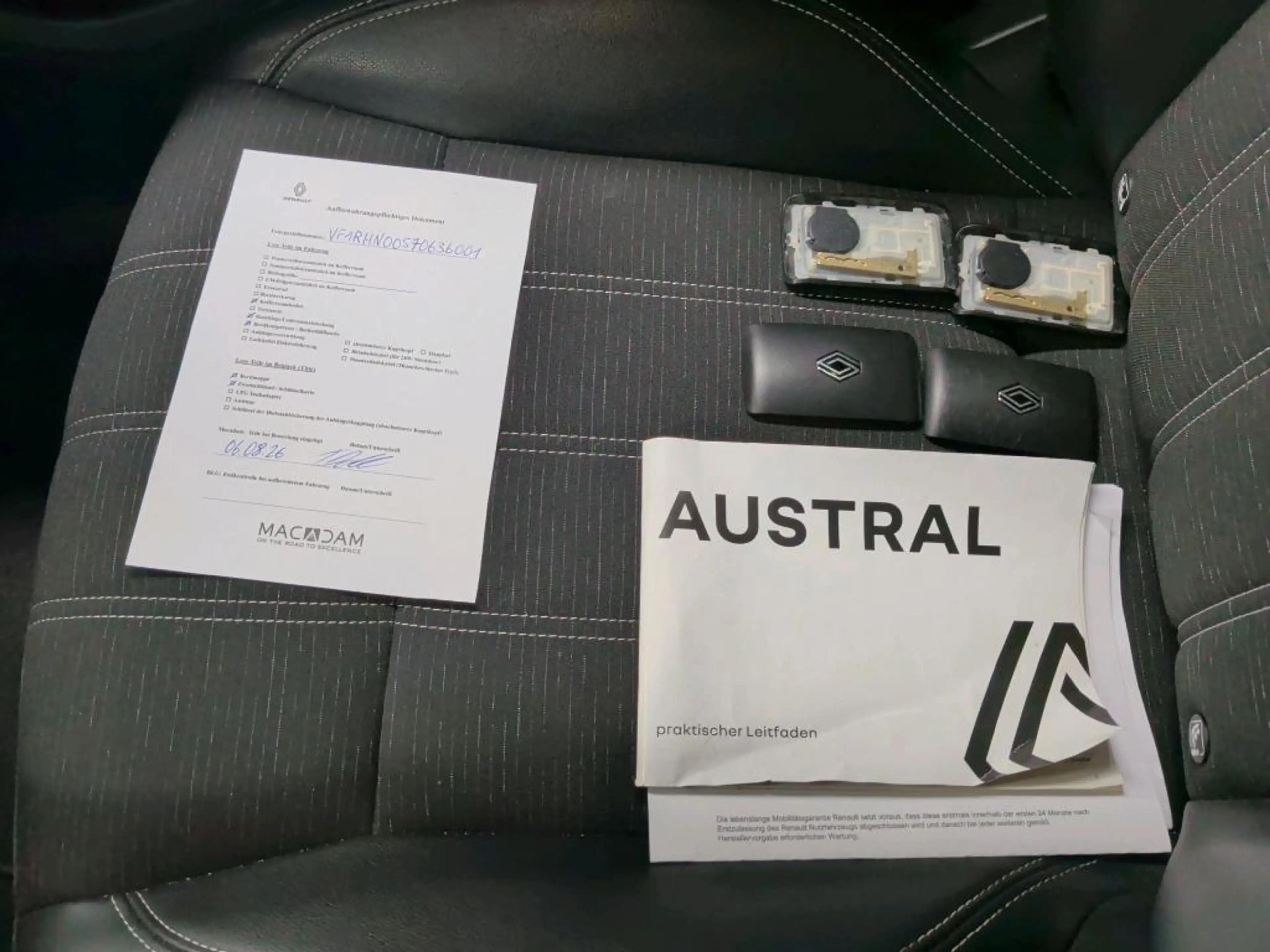 Renault Austral 1.3 mild hybrid 160 X-Tronic techno — photo 7
