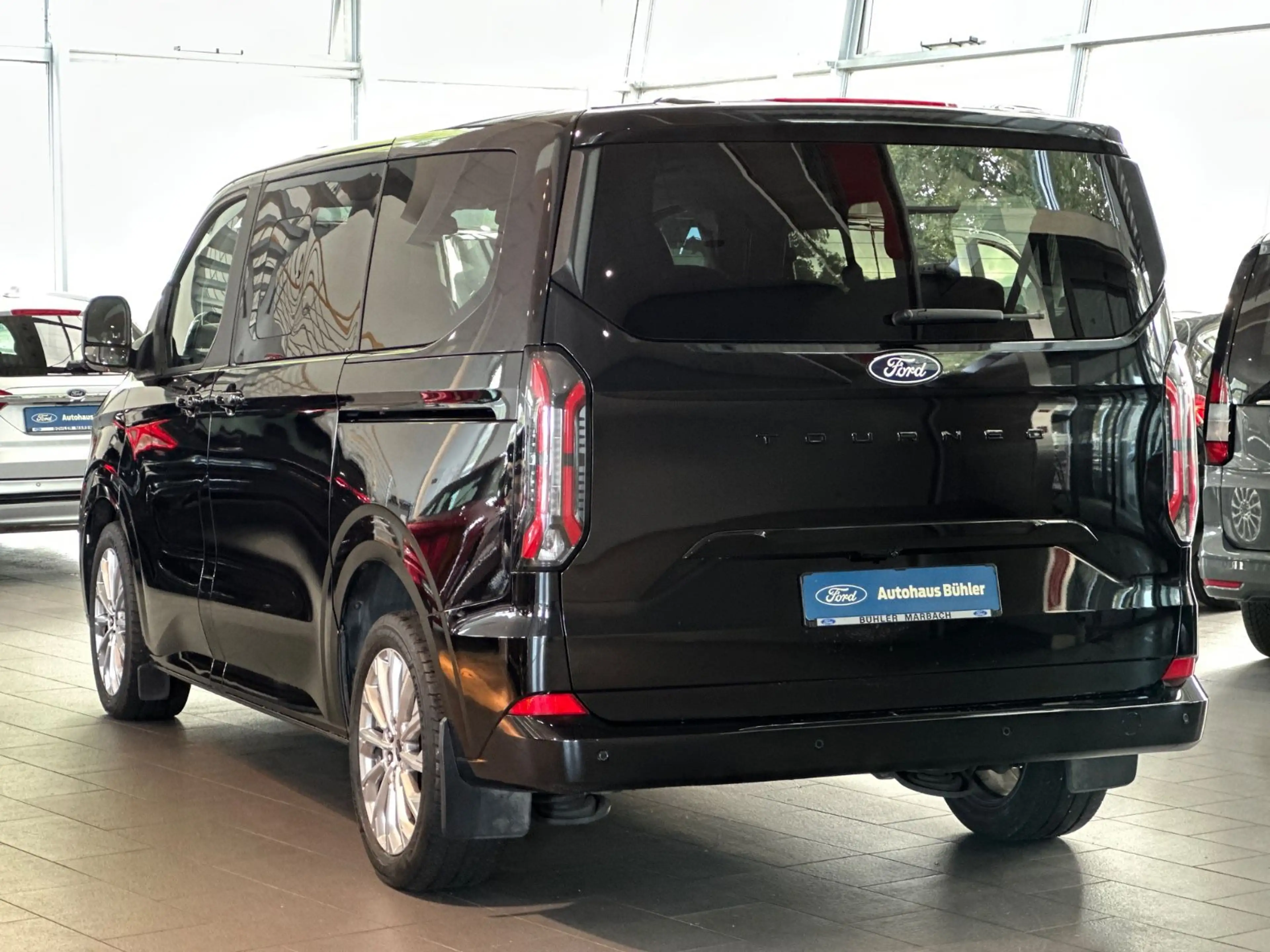 Ford Tourneo Custom 320 L1 Titanium X 2.0 #AHK #B&O # — photo 3