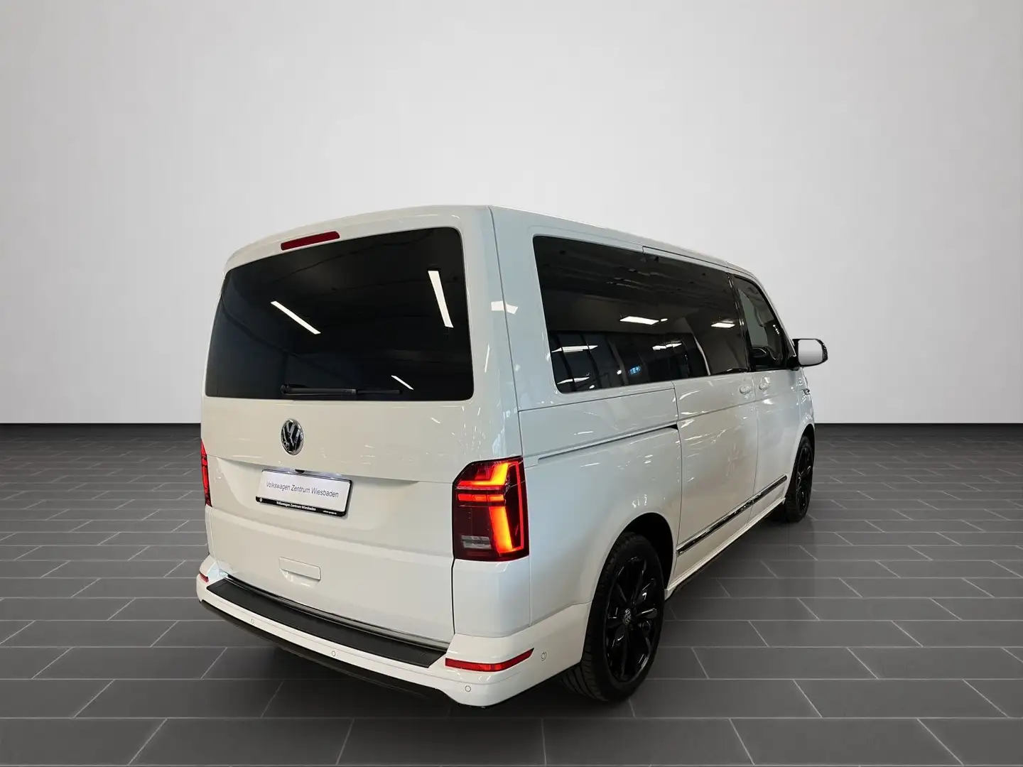 Volkswagen T6.1 Multivan 2,0 TDI DSG Gen. Six, Navi, Sitzh. Weiß - 2