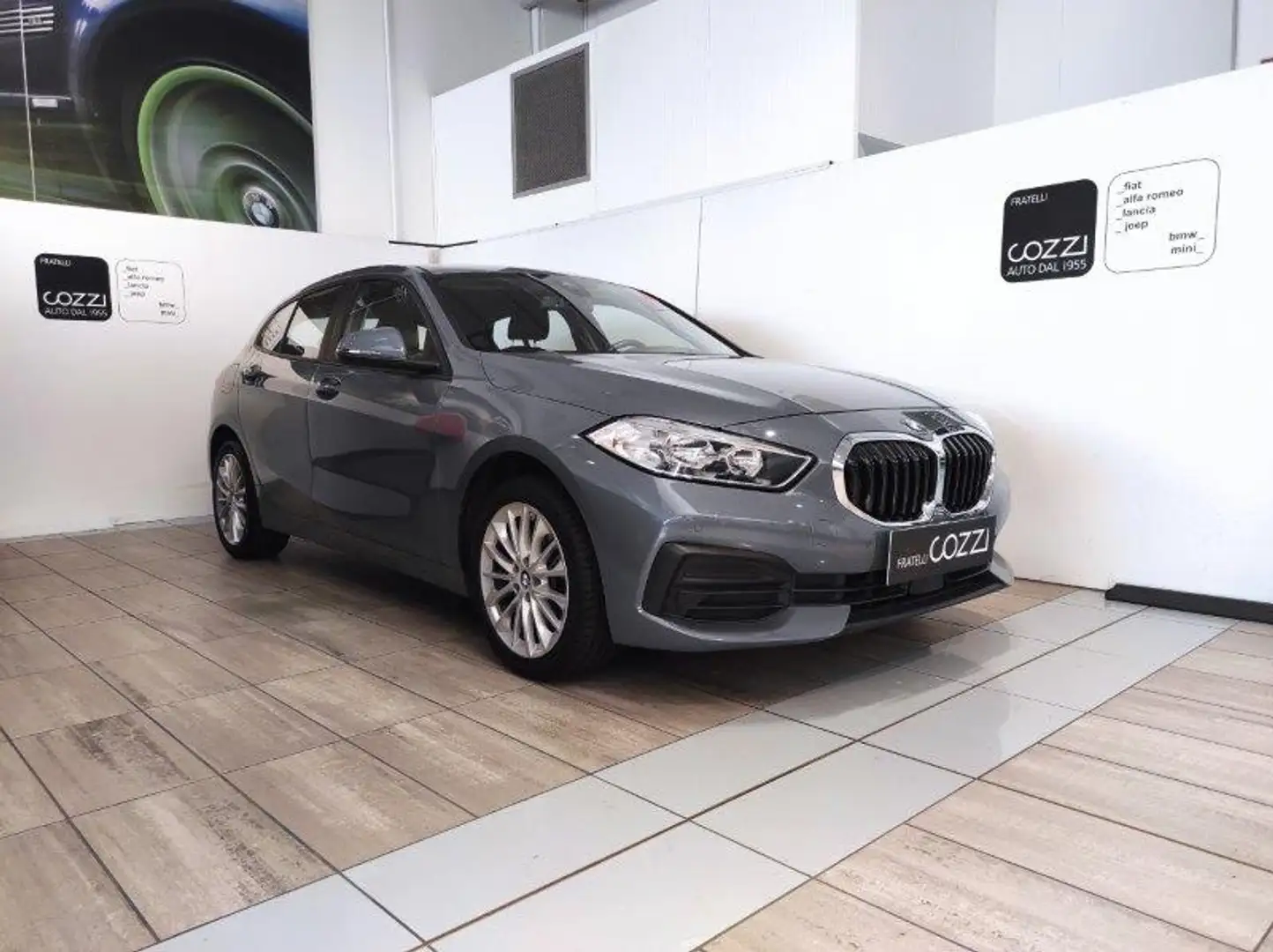 BMW 116 - 116d 5p. Business Advantage Blauw - 1