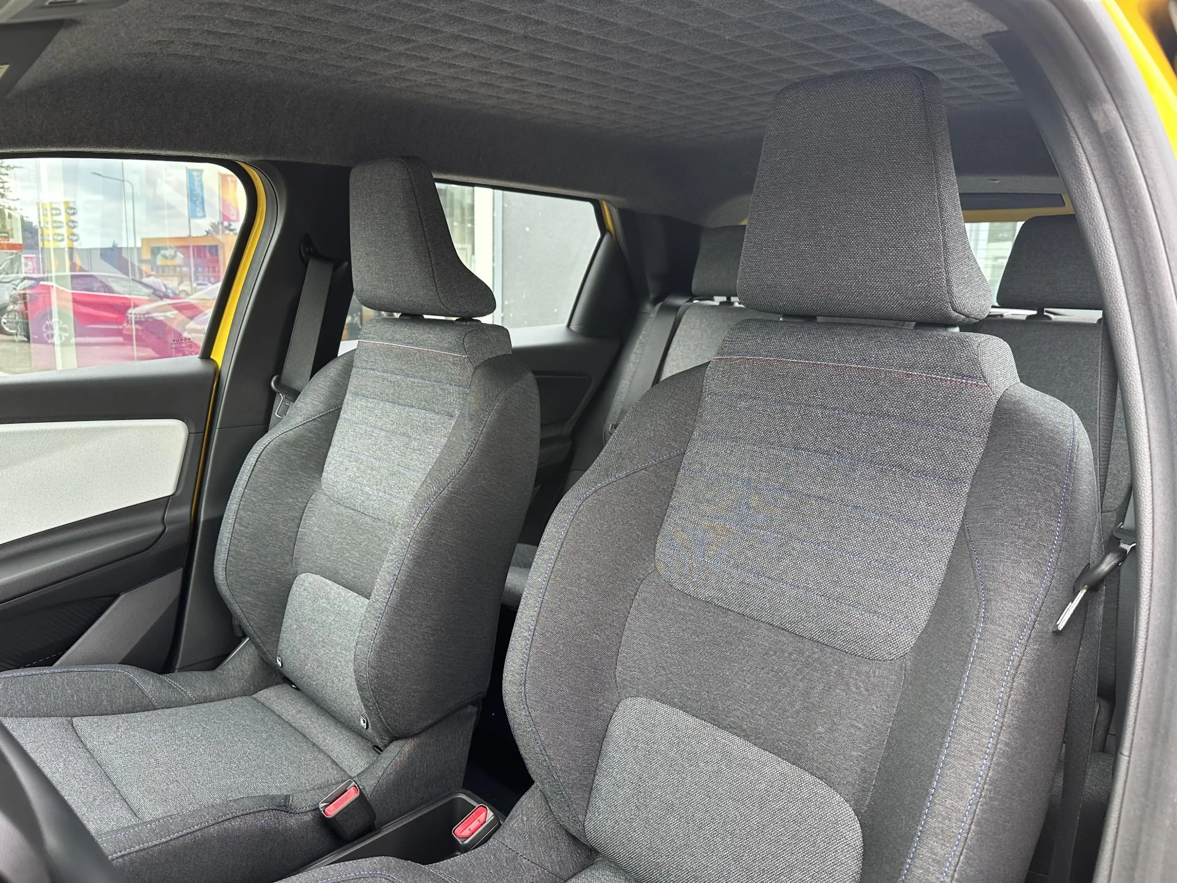 Renault R 5 Evolution 150 pk Comfort Range l Private Lease van — photo 8