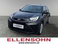 Toyota Aygo X 1,0 l Play *8-fach bereift* Schwarz - thumbnail 1
