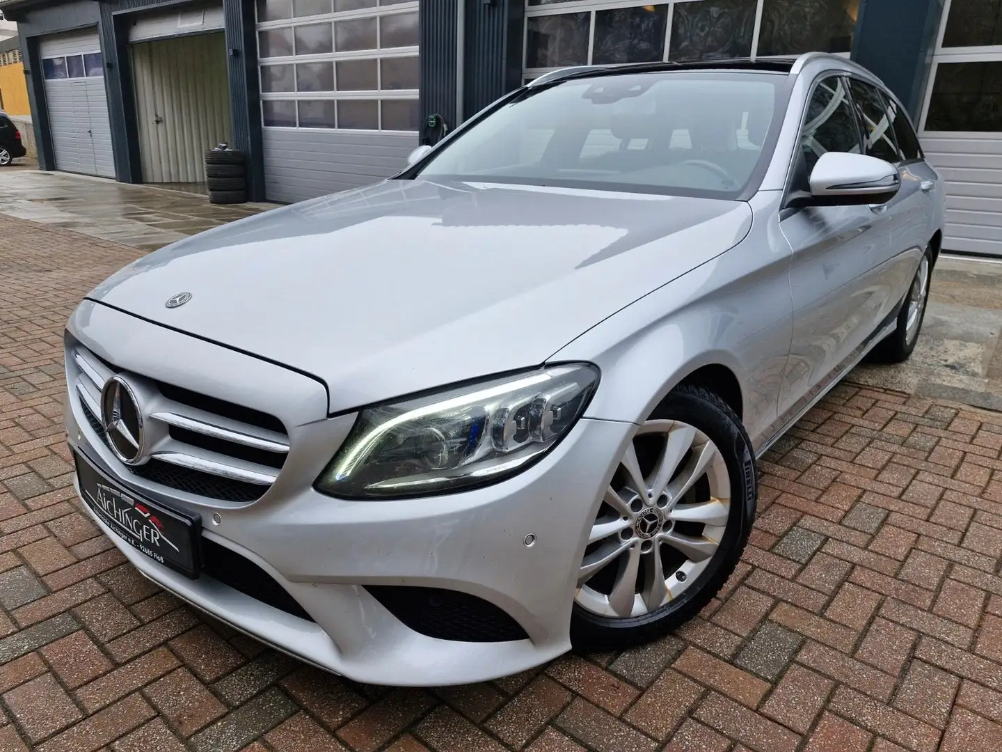 Mercedes-Benz C 220 d T-Modell Pano Led Ahk Sitzheizung Silber - 1