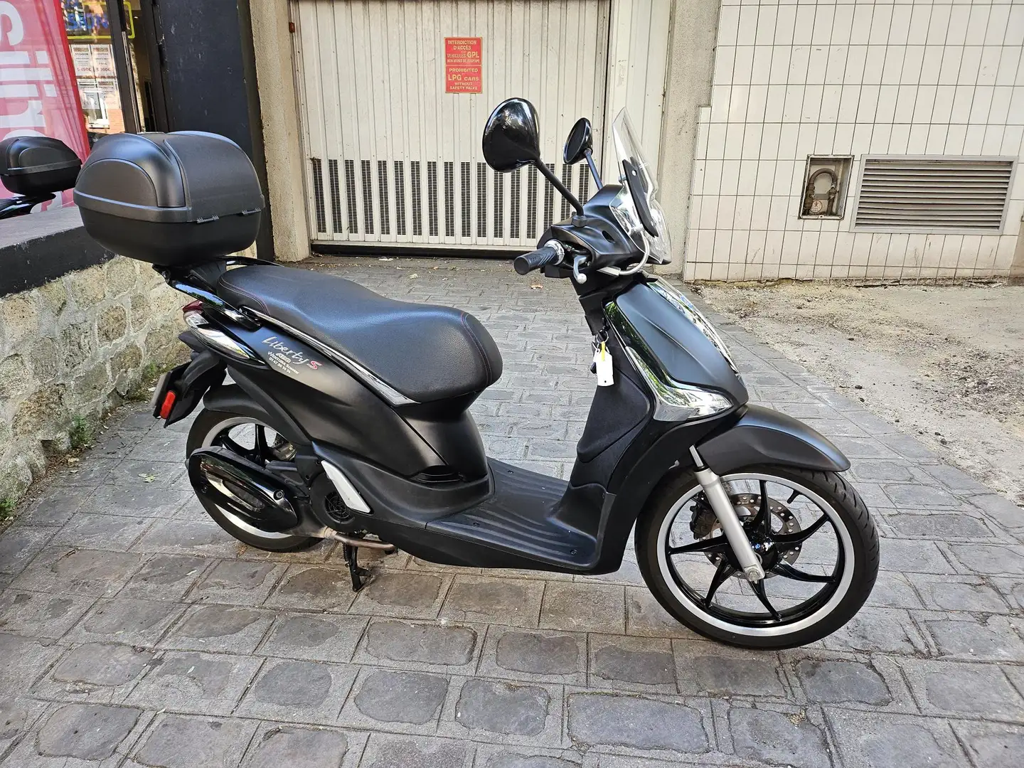 Piaggio Liberty 125 Negru - 1