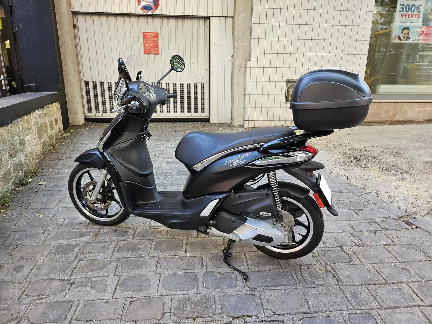 Piaggio Liberty 125 Negru - 2