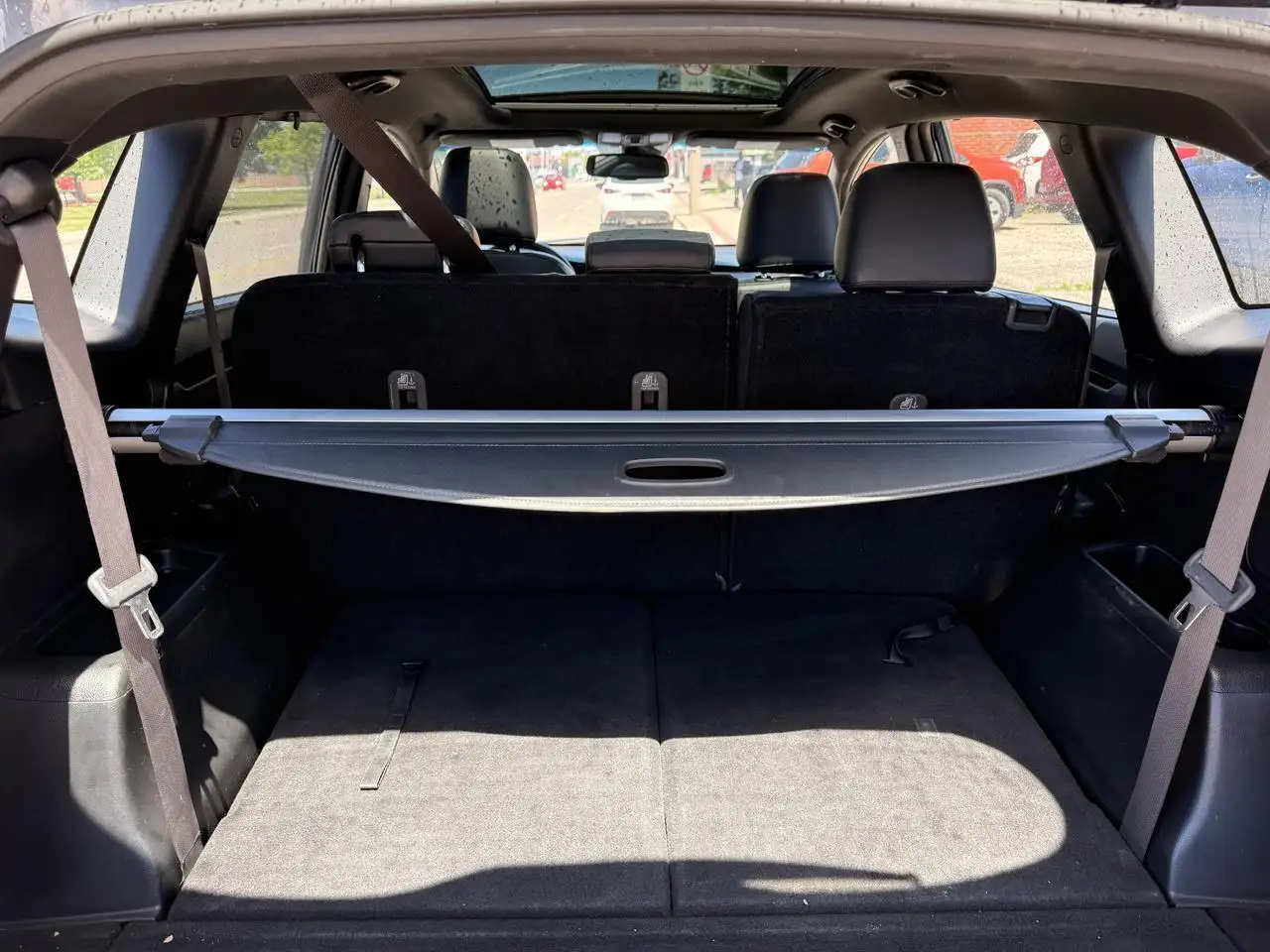 Kia Rondo снимка Kia Rondo