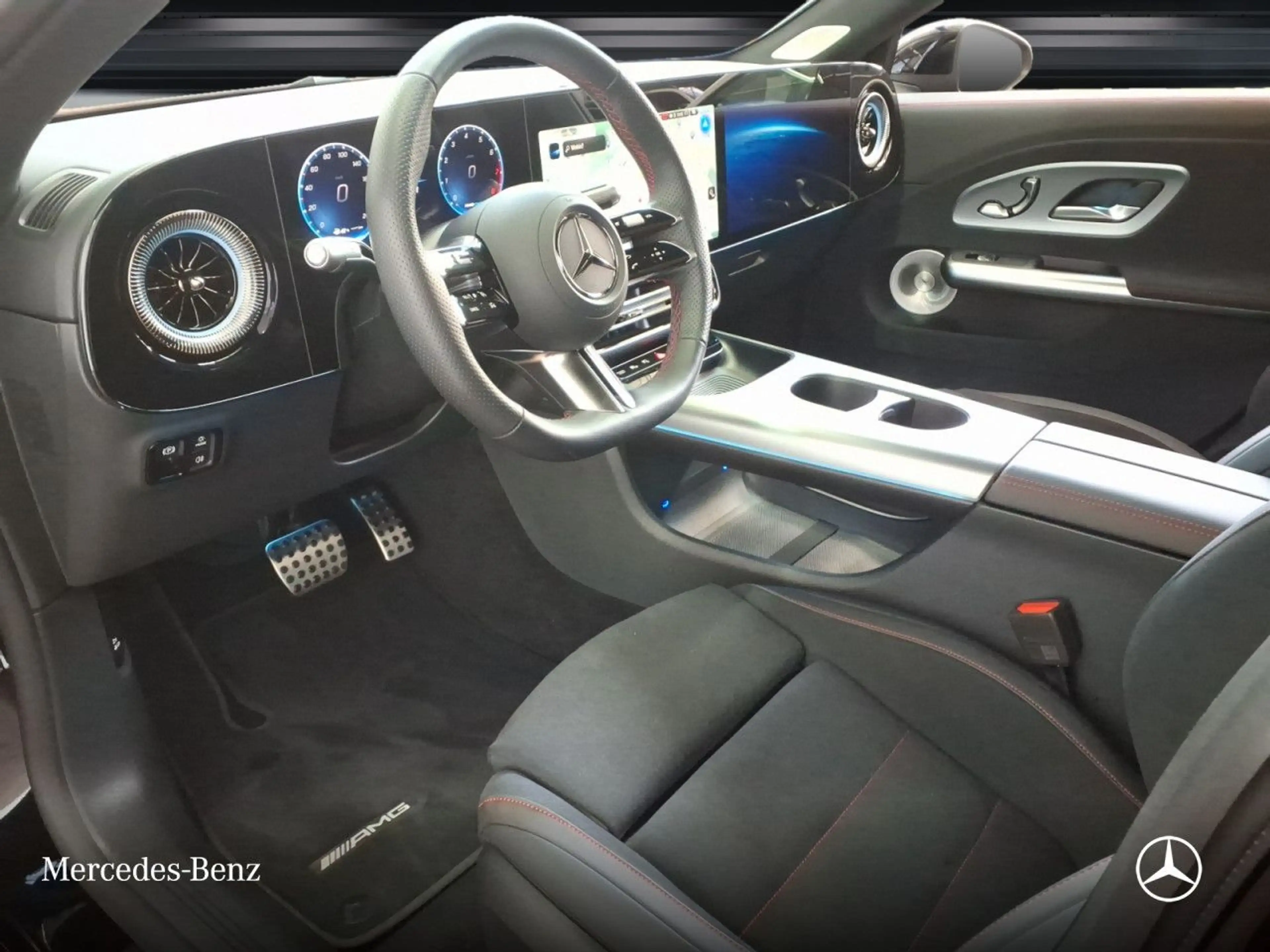 Mercedes-Benz CLA 220 Cp. AMG Burmester 3D Pano Multibeam AHK — photo 7