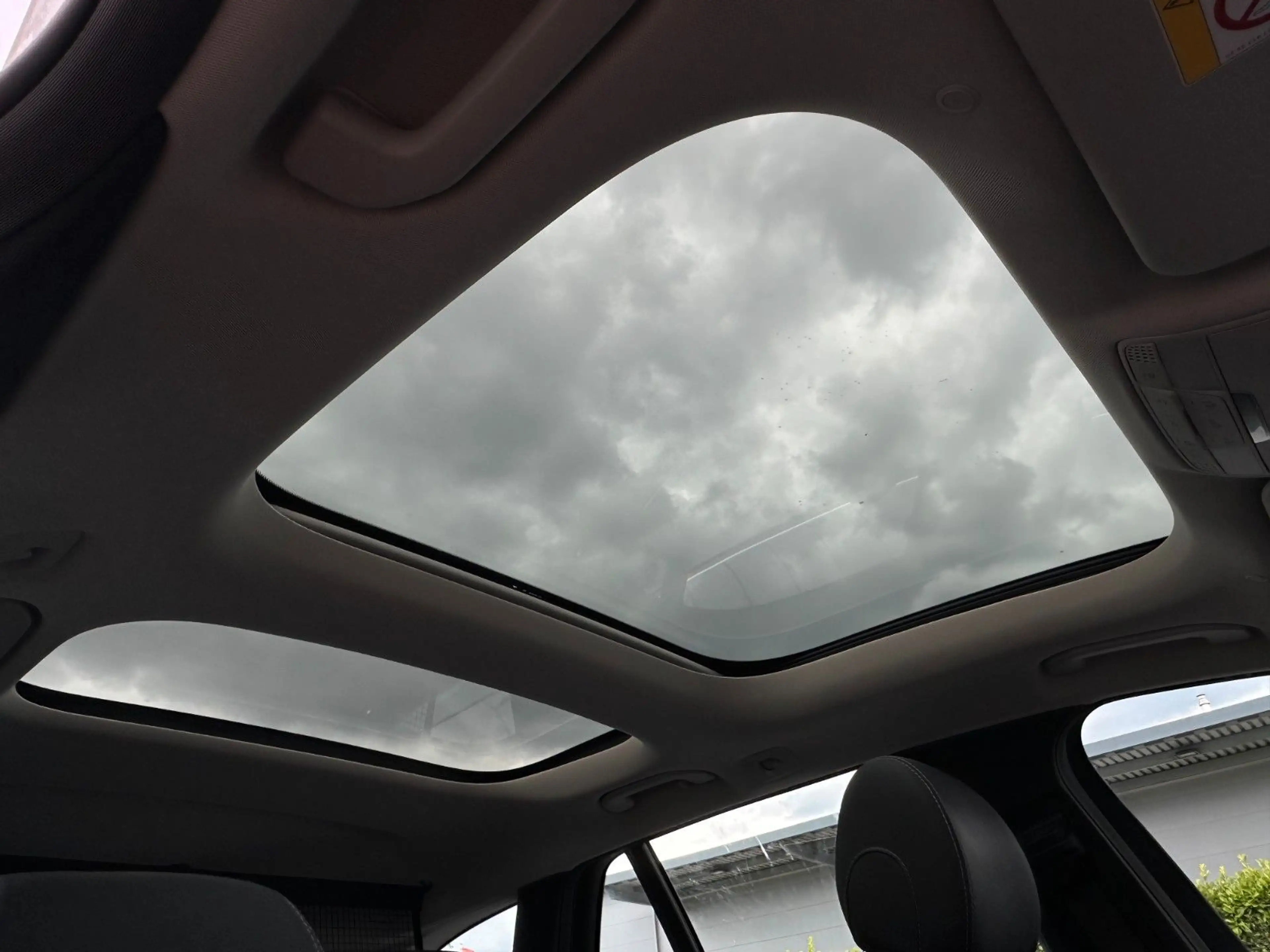 Mercedes-Benz E 400 4Matic 9G*EXCLUSIVE*COMAND*PANO*360° — photo 16