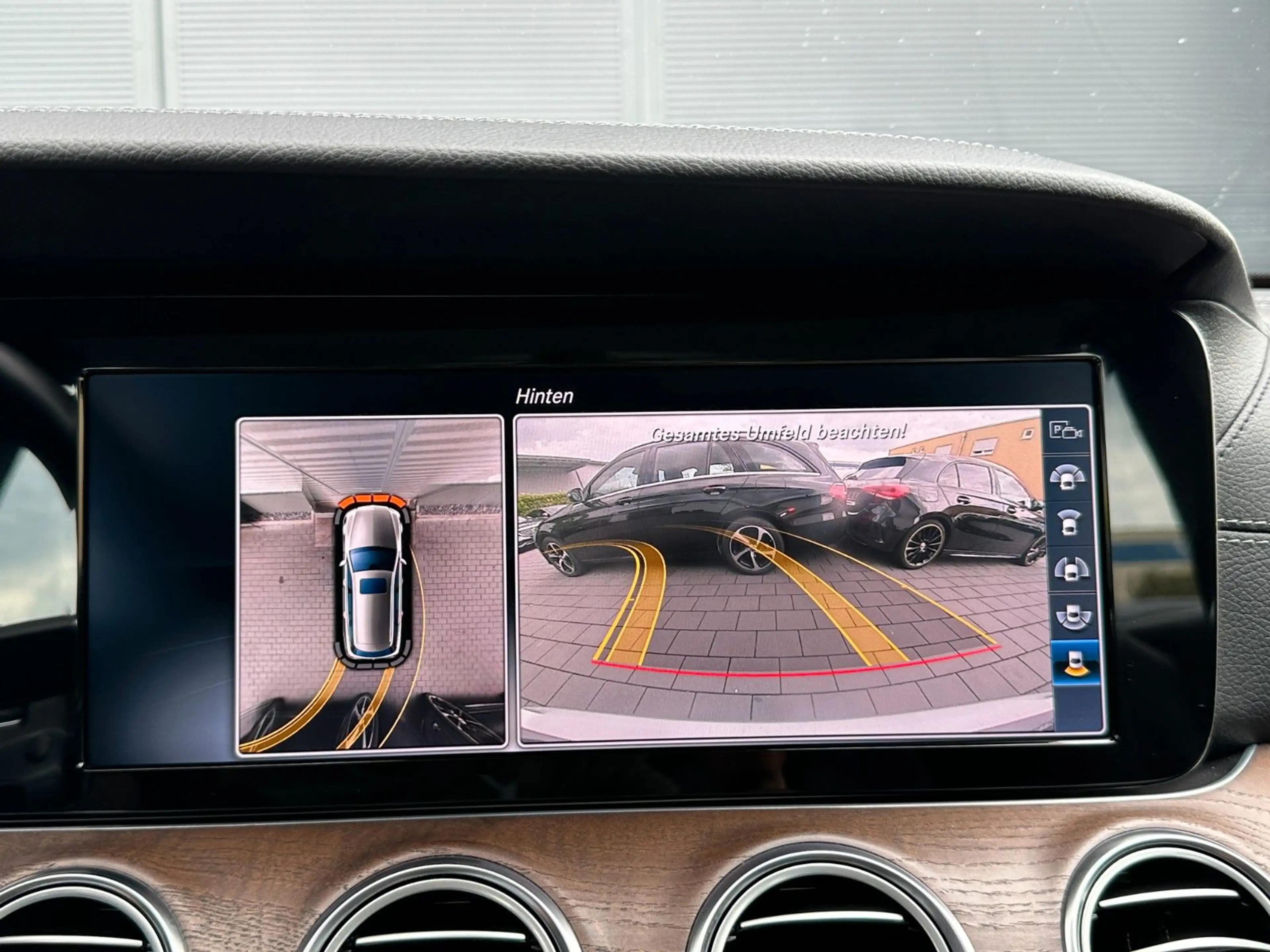Mercedes-Benz E 400 4Matic 9G*EXCLUSIVE*COMAND*PANO*360° — photo 9