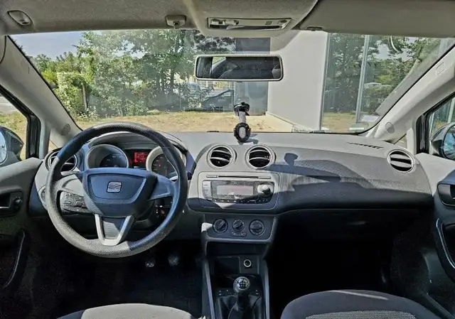 Seat Ibiza view 12
