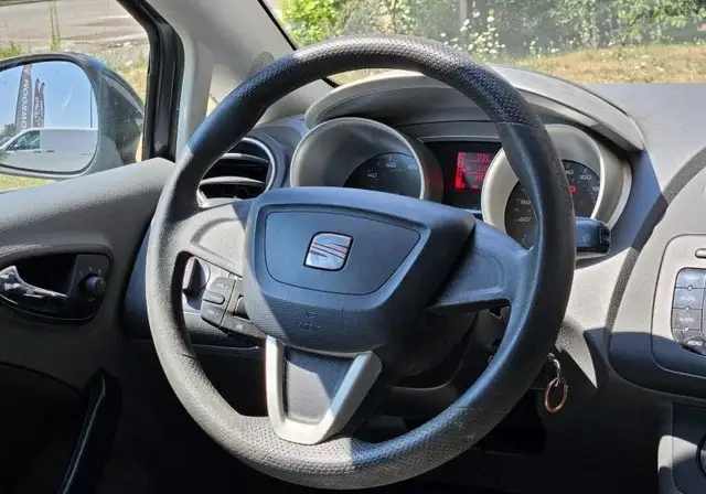 Seat Ibiza view 13