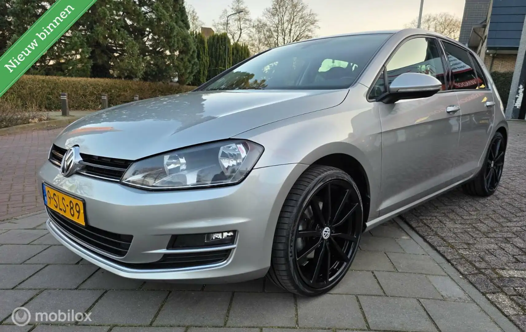 Volkswagen Golf 1.2 TSI Highline Incl. APK+Afleveringsbeurt Gris - 2