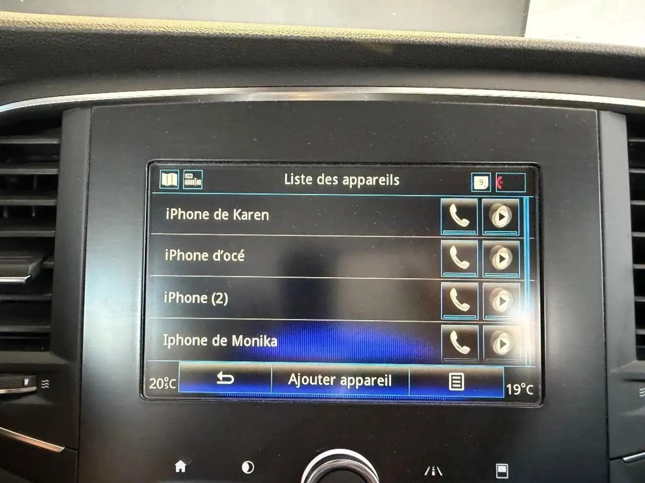 Renault Megane Berline — photo 23