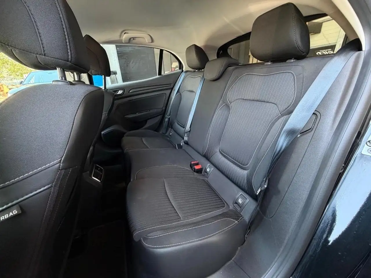 Renault Megane Berline — photo 9