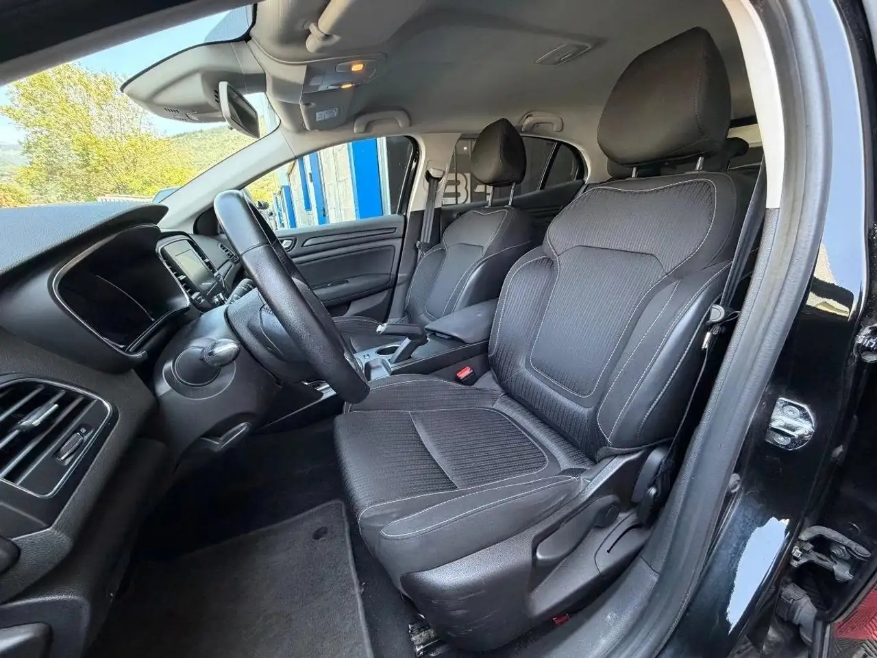 Renault Megane Berline — photo 8