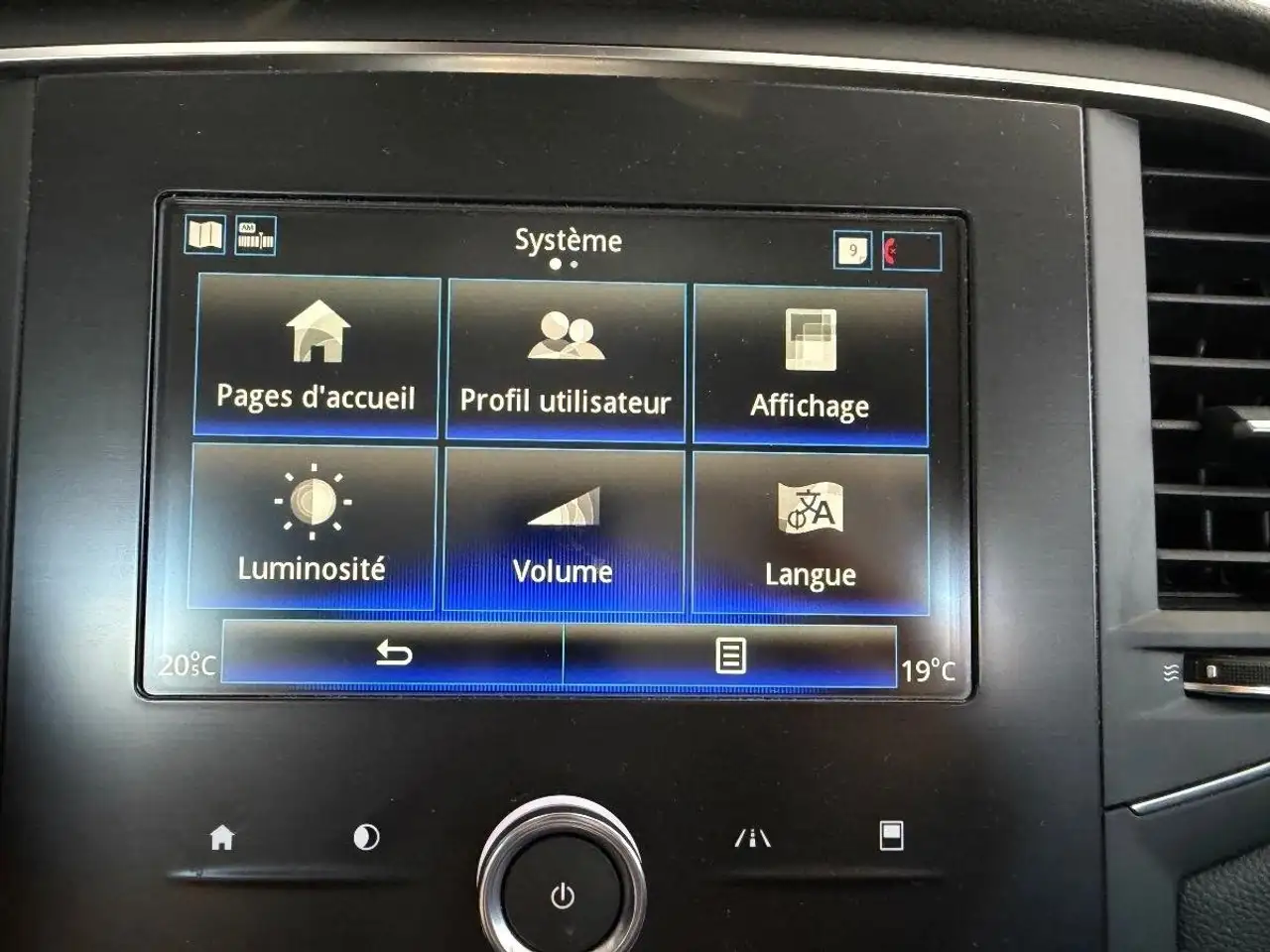 Renault Megane Berline — photo 30
