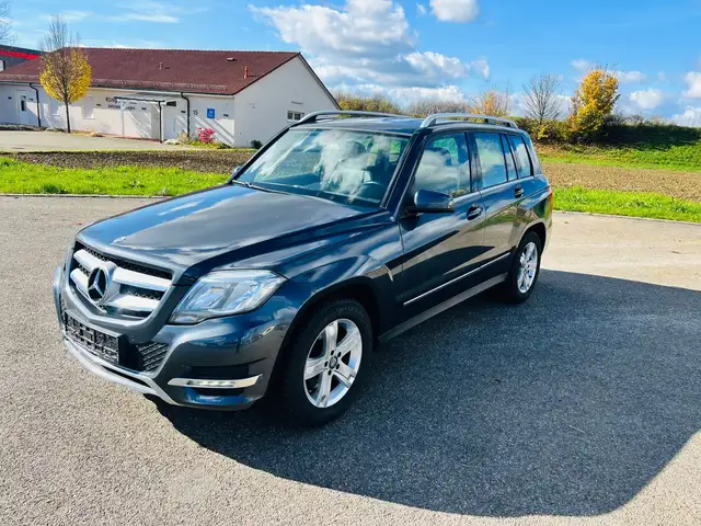 Mercedes-Benz GLK 200 CDI*AUTOM*NAVI*LEDER*AHK*2.HD*SPORTPAKET