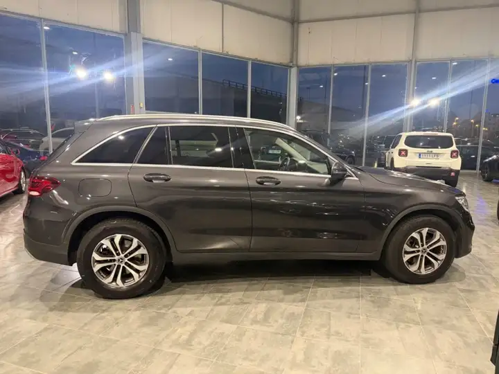 Mercedes-Benz GLC 2022, foto 3