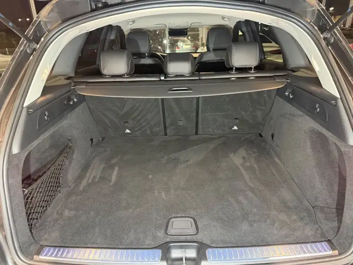 Mercedes-Benz GLC 2022, foto 13