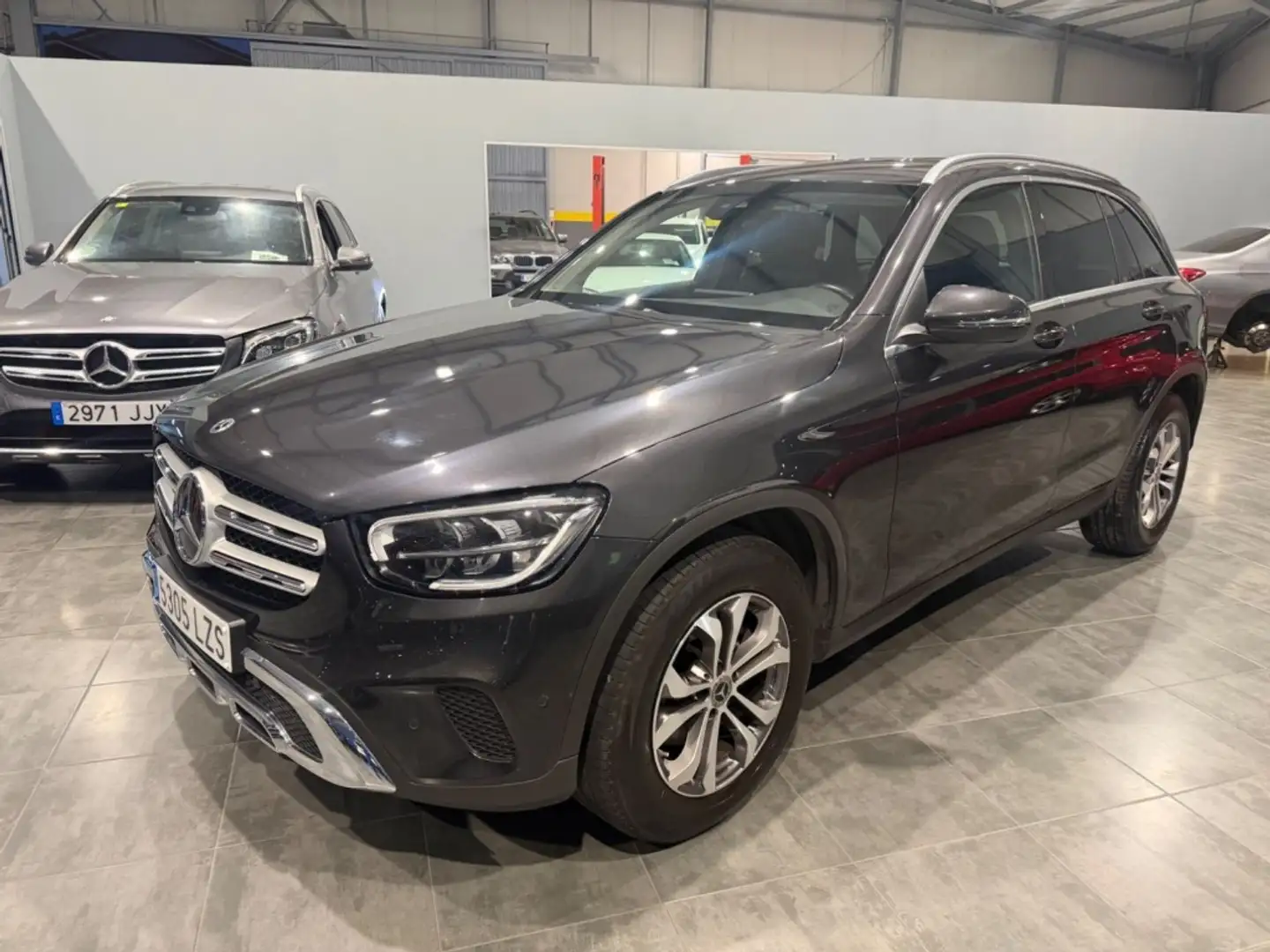Mercedes-Benz GLC 200 200d 4Matic 9G-Tronic Plateado - 1