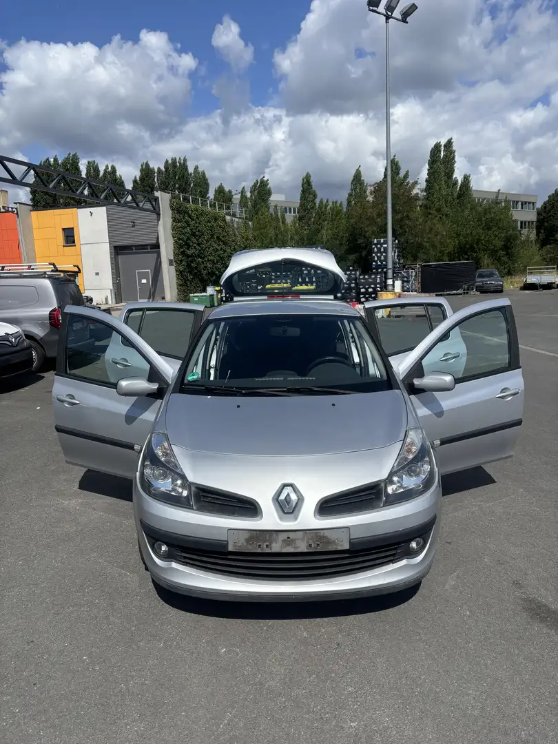 Renault Clio RENAULT CLIO III - 1