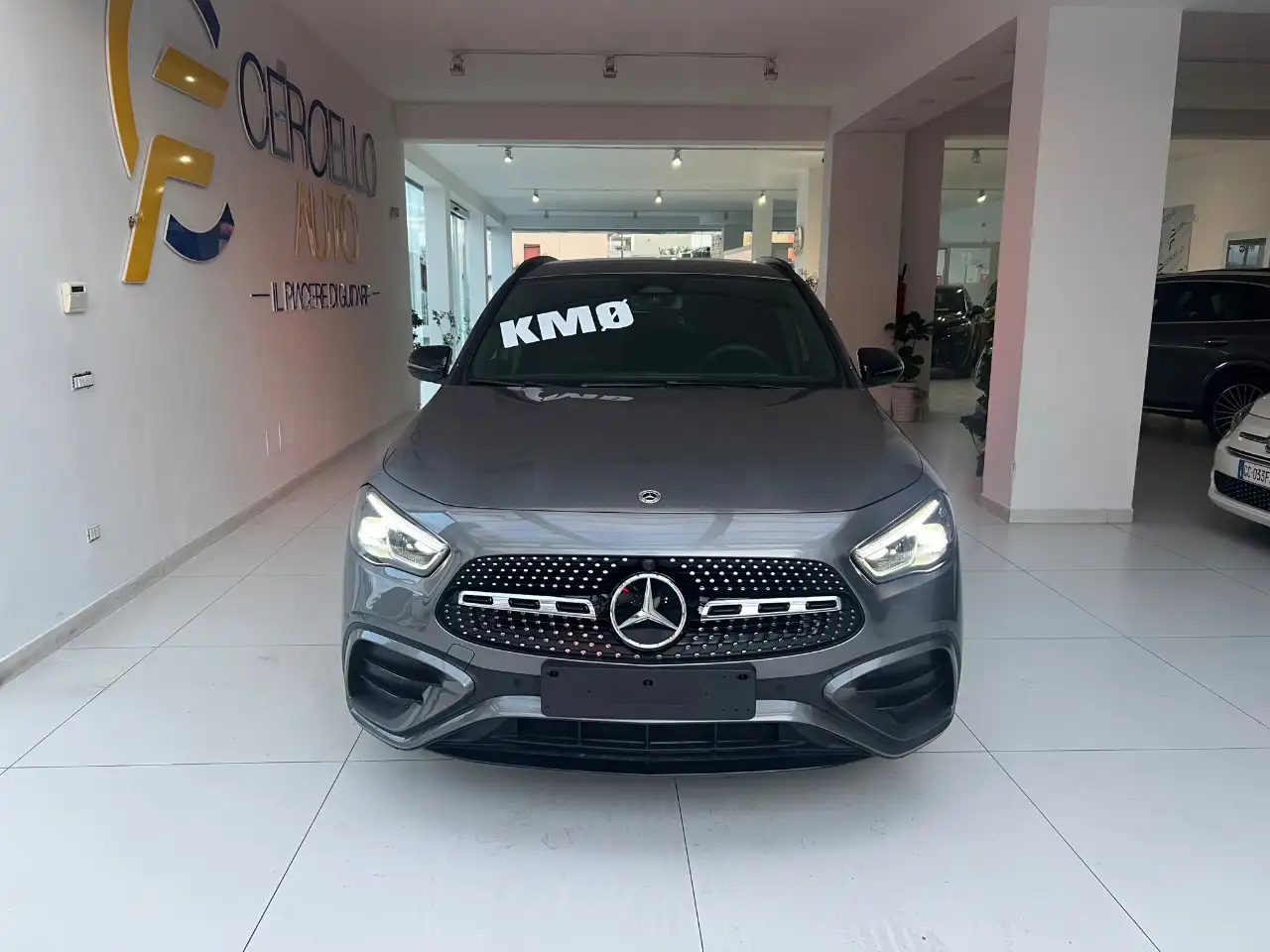 Mercedes-Benz GLA 200