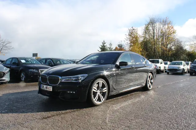 BMW 750 i xDrive M-PAKET VOLL AUSSTATTUNG