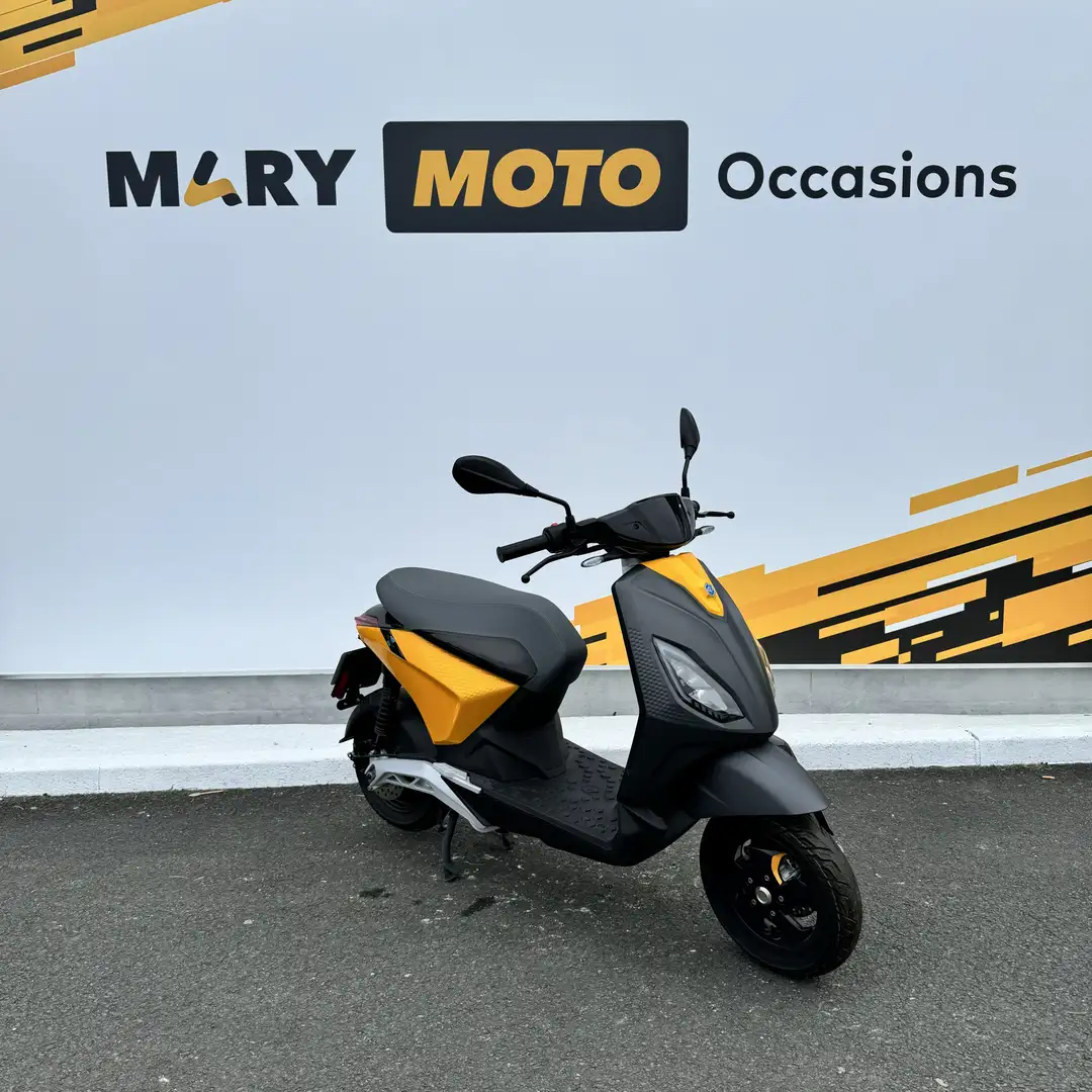 Piaggio Giallo - 2