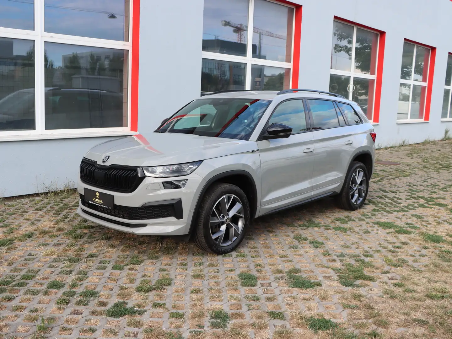 Skoda Kodiaq 2.0TDI DSG Sportline|Virtual cockpit | ACC | LEDER Grau - 2