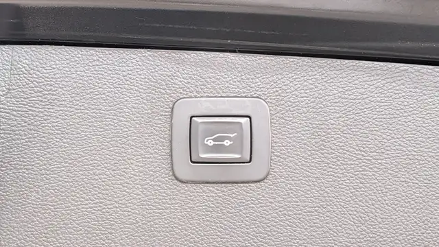 Opel Astra view 10