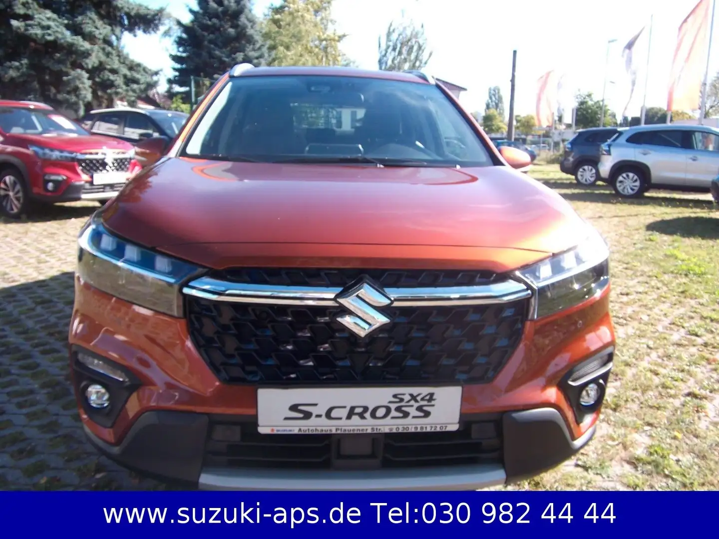 Suzuki (SX4) S-Cross 1.5 DUALJET Hybrid 4WD AGS Pano Marrone - 2