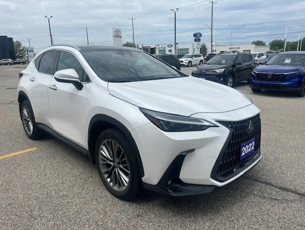 Lexus NX снимка Lexus NX