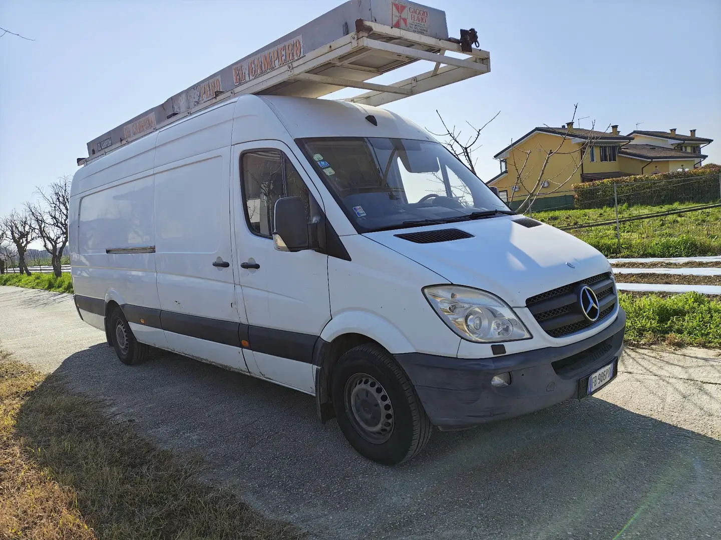 Mercedes-Benz Sprinter - 1