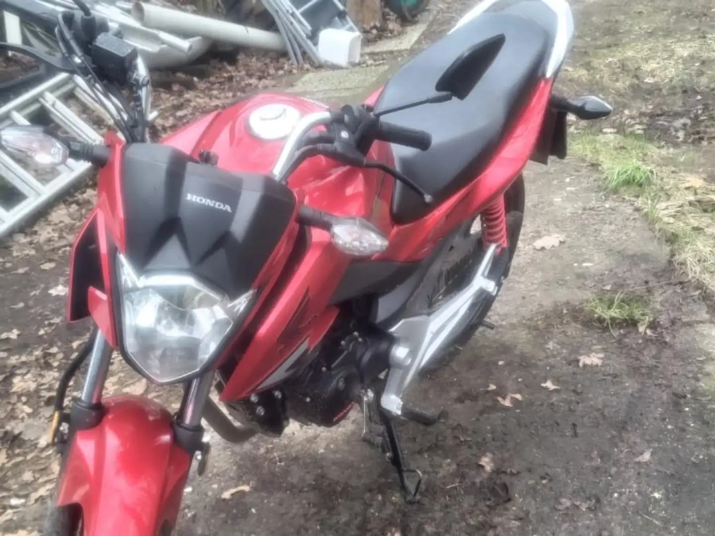 Honda CBF 125 Rot - 2