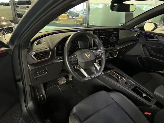Cupra Leon view 5