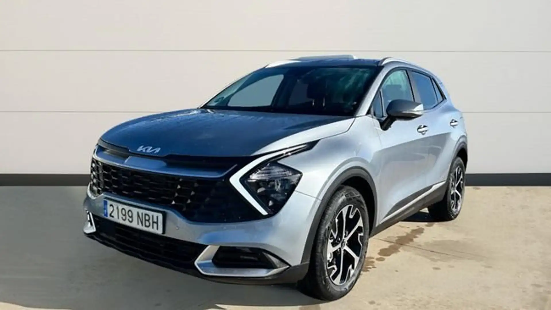 Kia Sportage 1.6 T-GDI HEV DRIVE AUTO 215 5P Plateado - 2