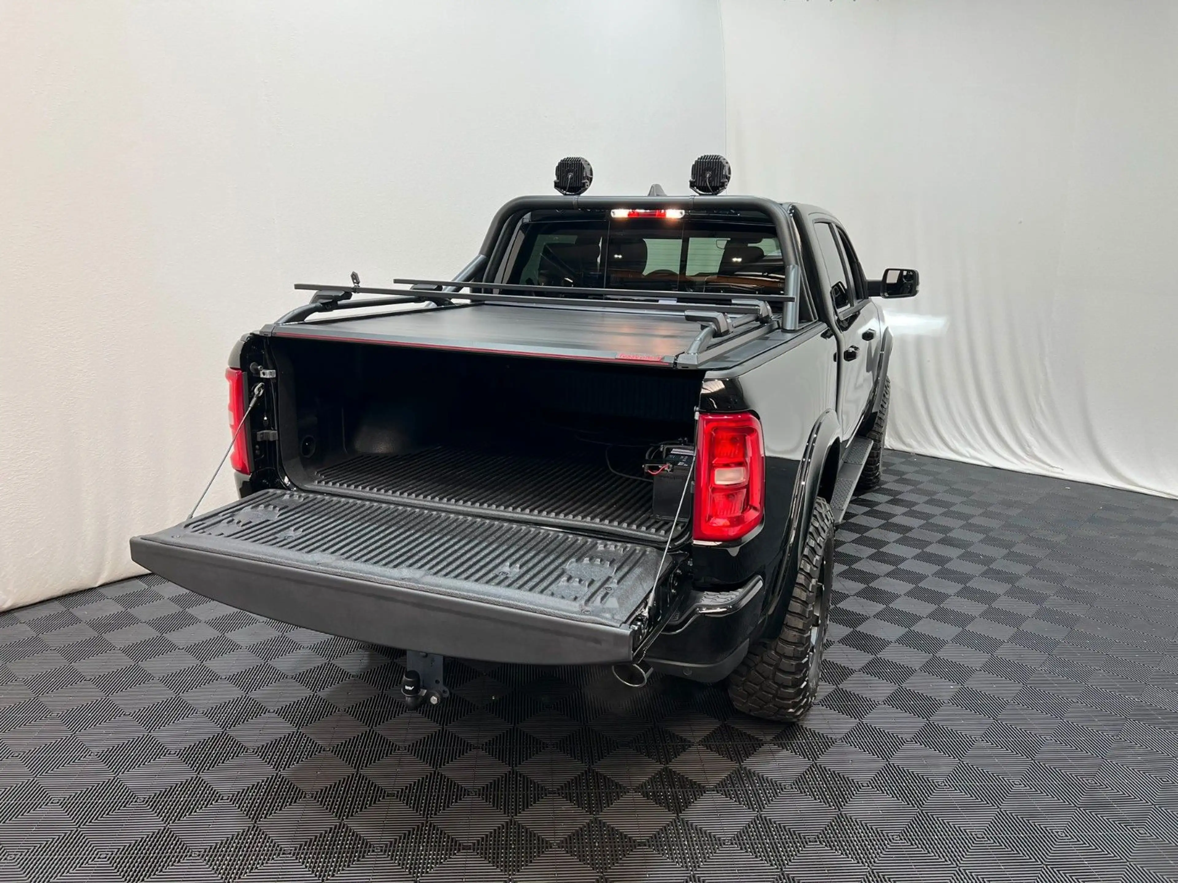 Dodge RAM 1500 Laramie Sport 3.0L RTR Umbau — photo 7