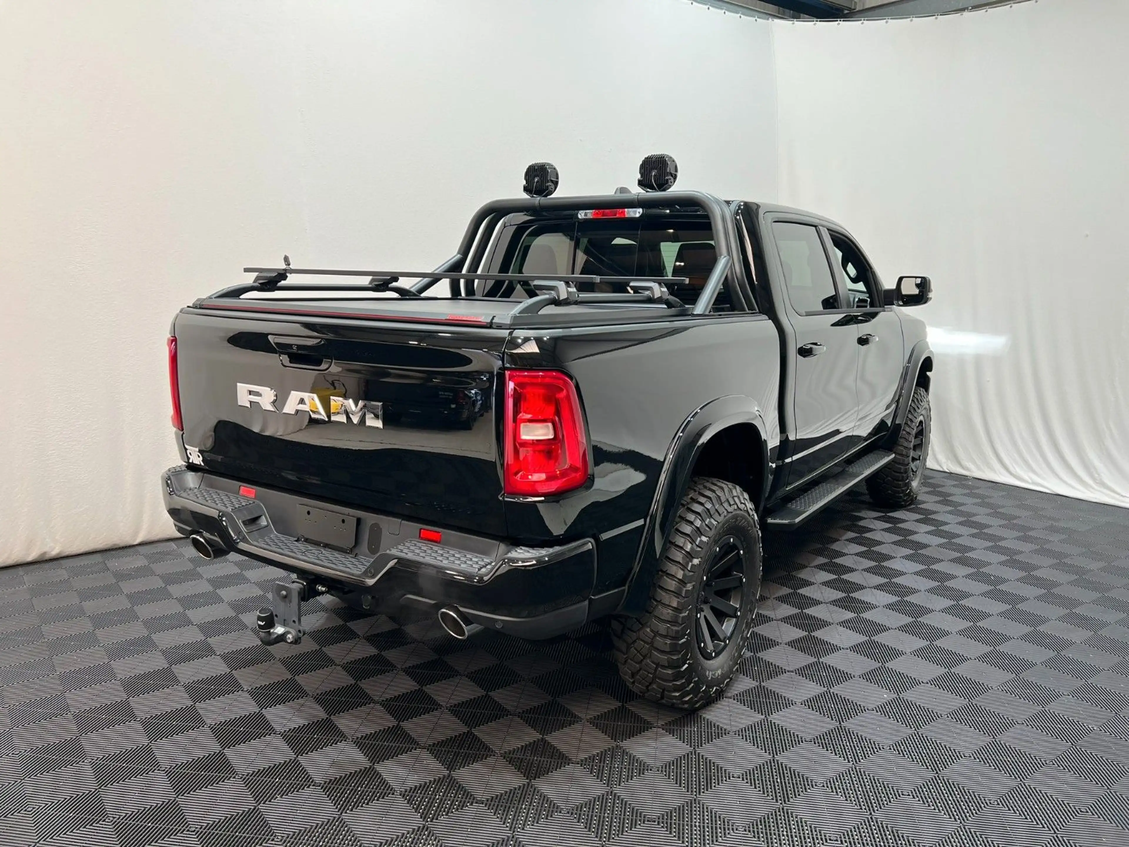 Dodge RAM 1500 Laramie Sport 3.0L RTR Umbau — photo 6