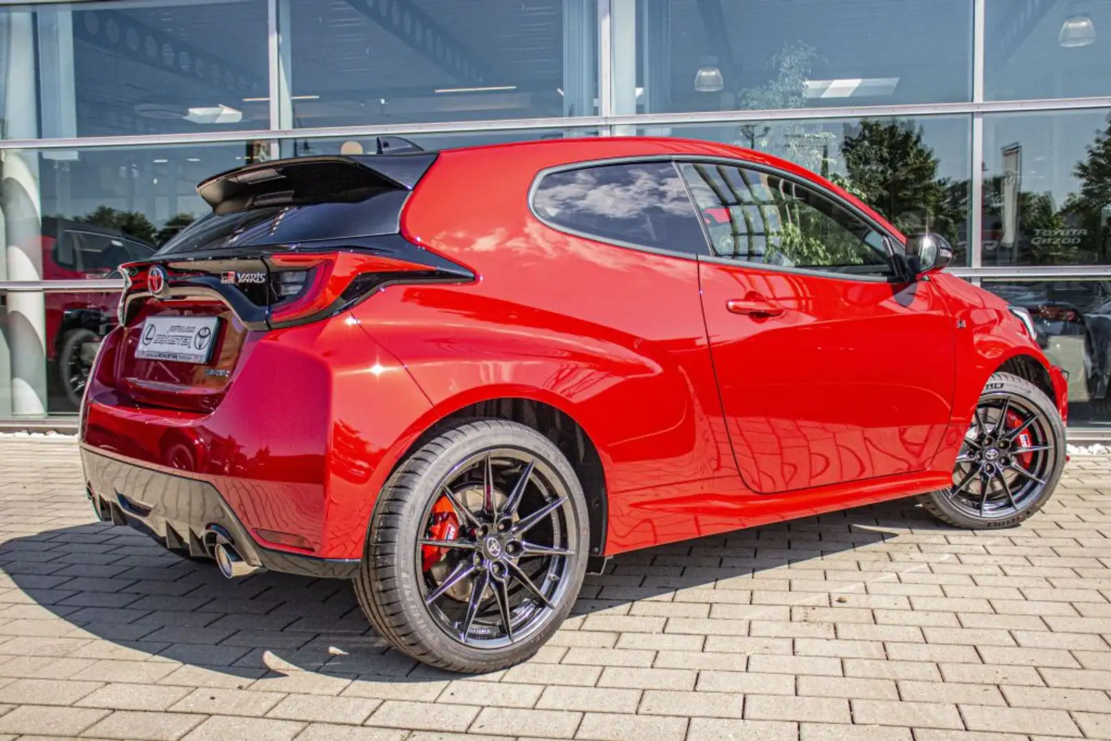 Toyota Yaris GR WRC Triple Edition Rouge - 2