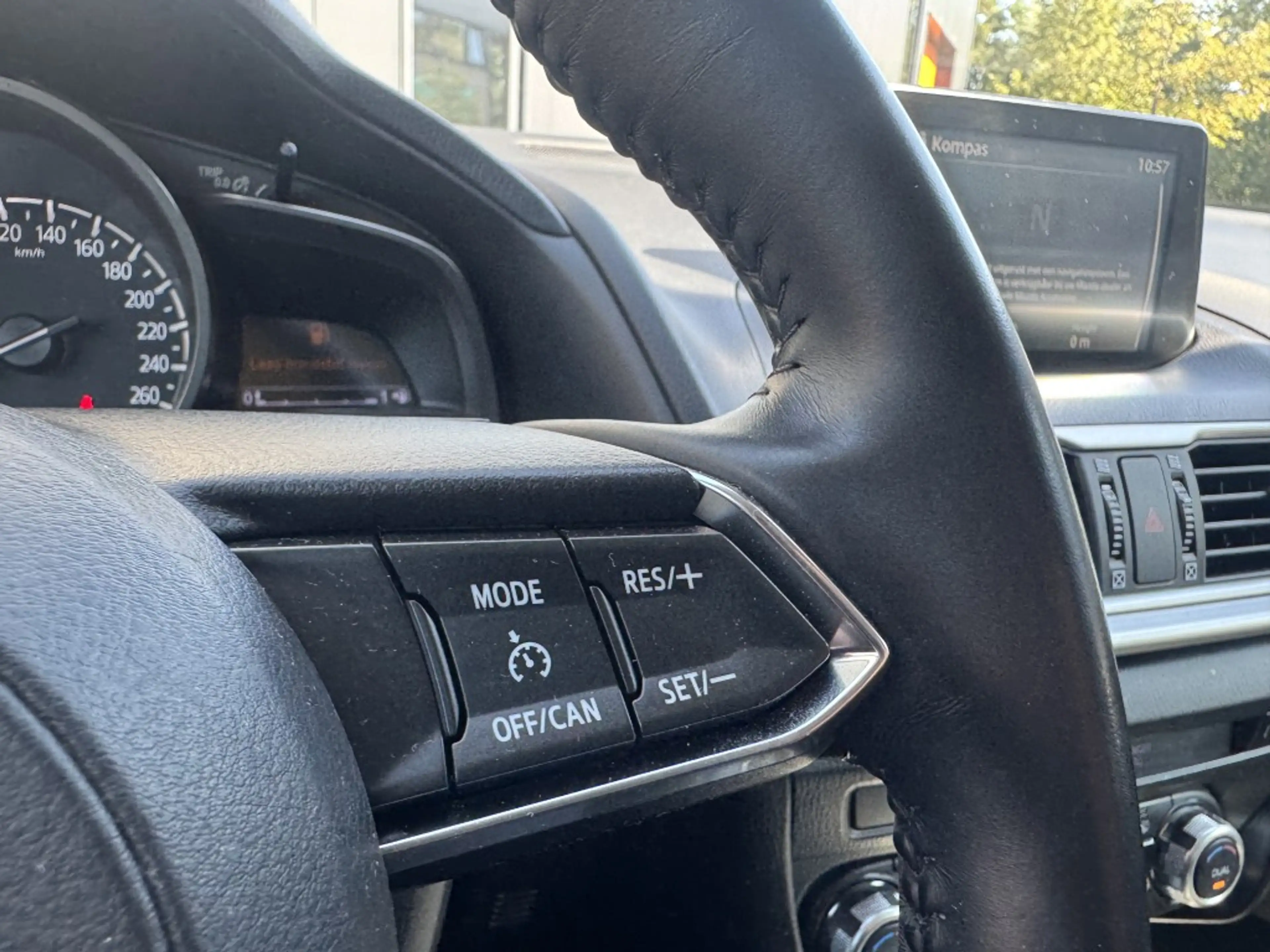 Mazda 3 2.0 SkyActiv-G 120 SkyLease — photo 8