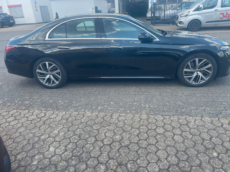 Mercedes-Benz E 220 d Luxury Line Advanced Plus Kamera Leder — photo 7