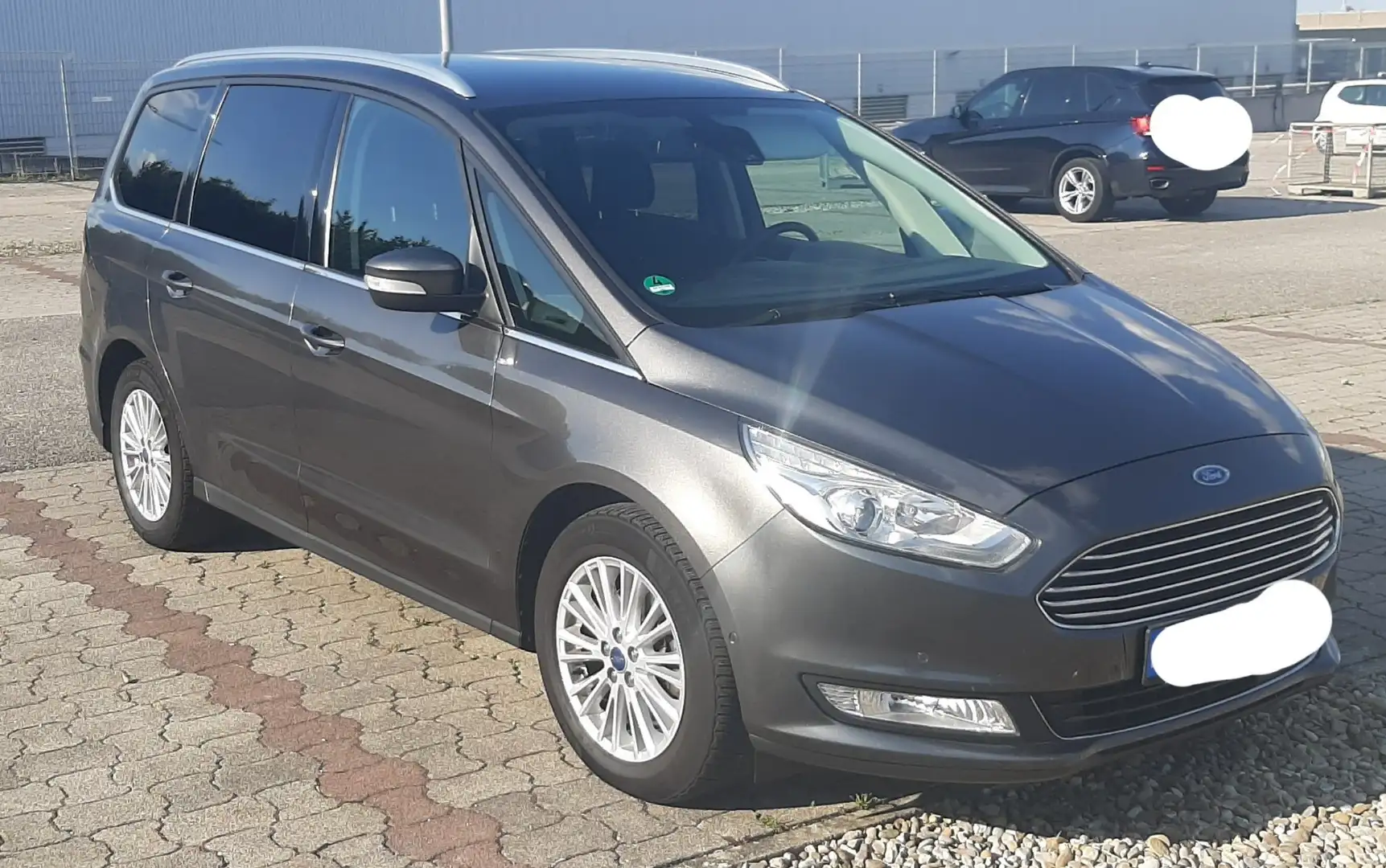 Ford Galaxy Galaxy 2.0 TDCi Aut. Titanium Grau - 2